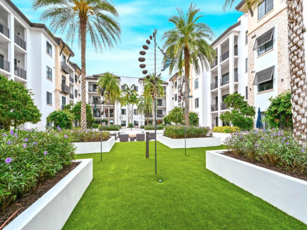Downtown Naples Three-Bedroom Condo With Private Elevator